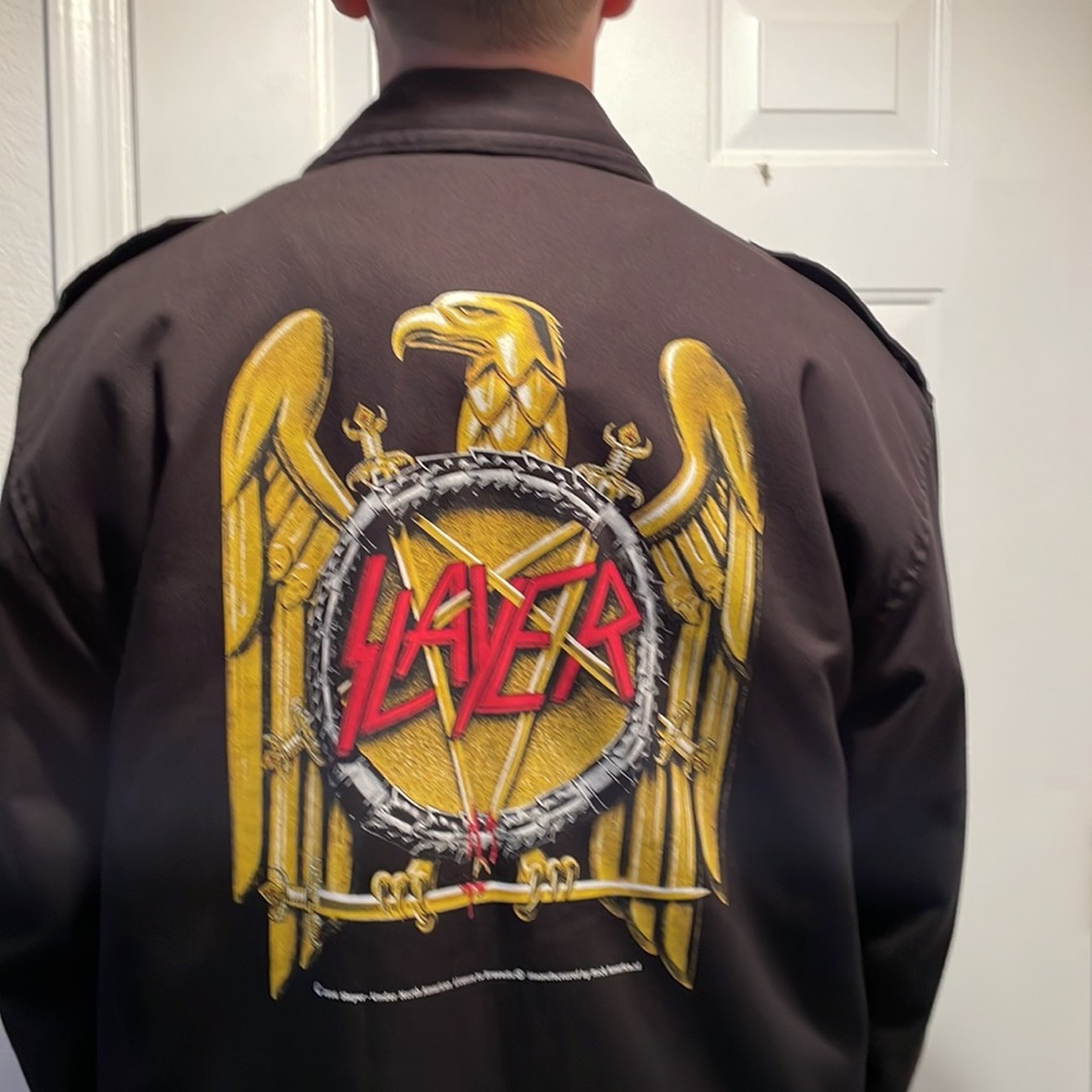Officially licensed vintage Slayer trench coat w/ inner liner vest and hoodie. - Picture 2 of 13